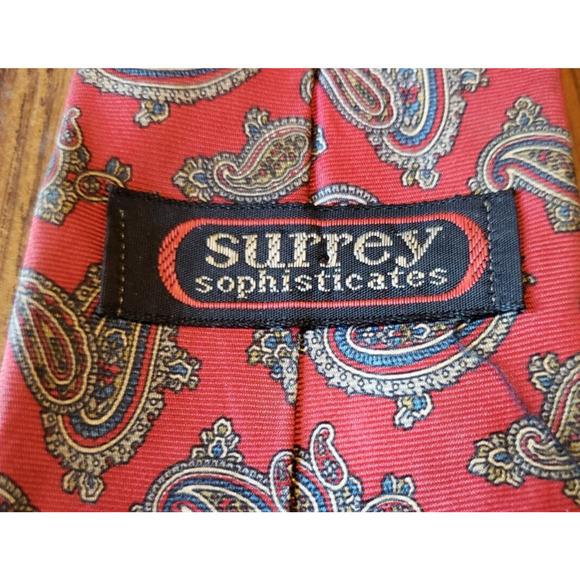 Surry Sophisticates Red Gold Paisley Tie 100% Silk Necktie - Picture 3 of 6